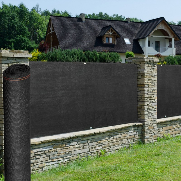 Brise vue haute densité 1,8 x 10 M noir 300 gr/m² qualité PRO