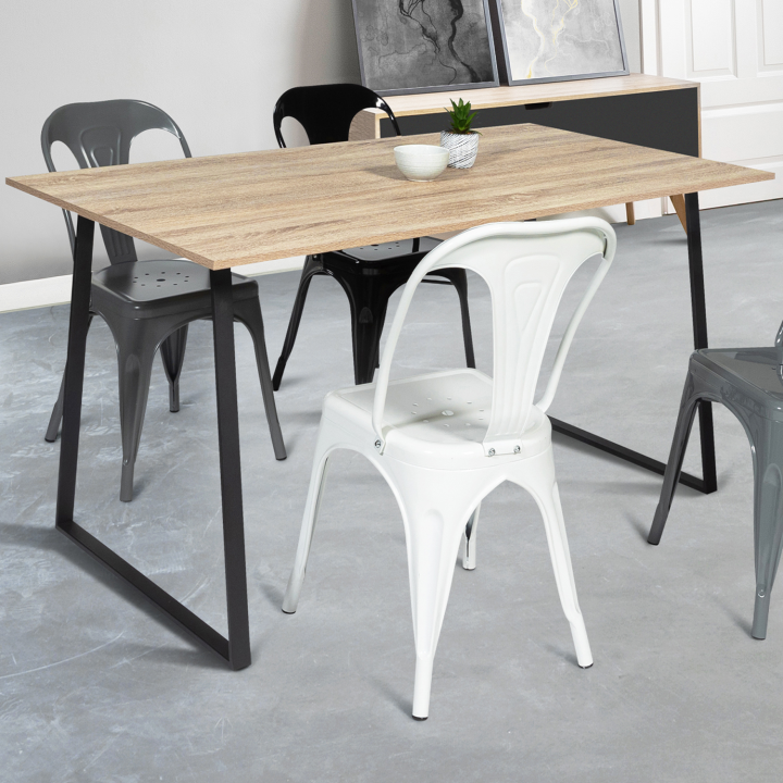 Mesa de comedor industrial barata de madera y metal negro | ID Market