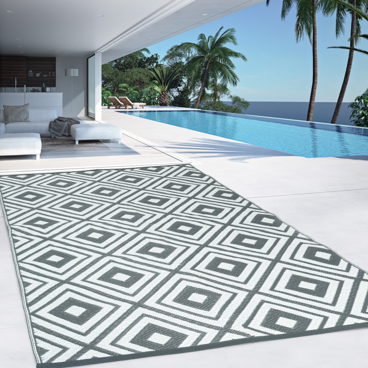 Alfombra para terraza exterior gris y blanca 180 x 280 cm - ELMA | ID Market