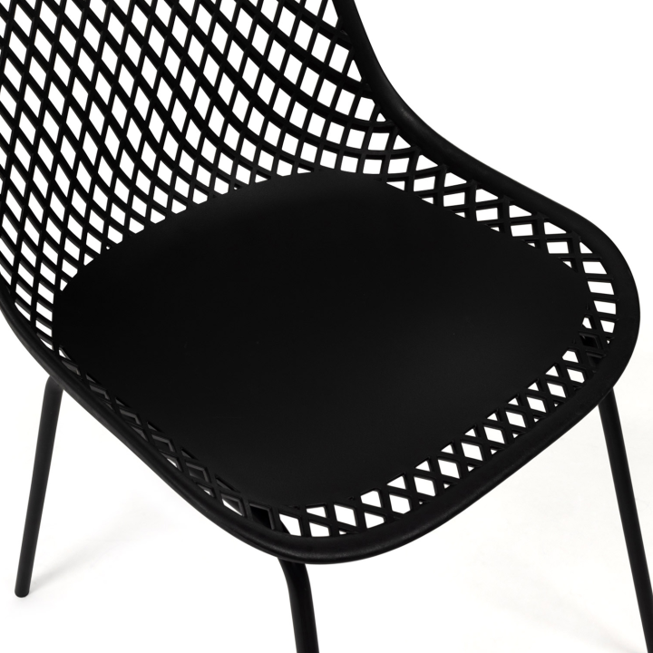 Lot de 4 chaises MAELYS noires pied métal pour salle à manger