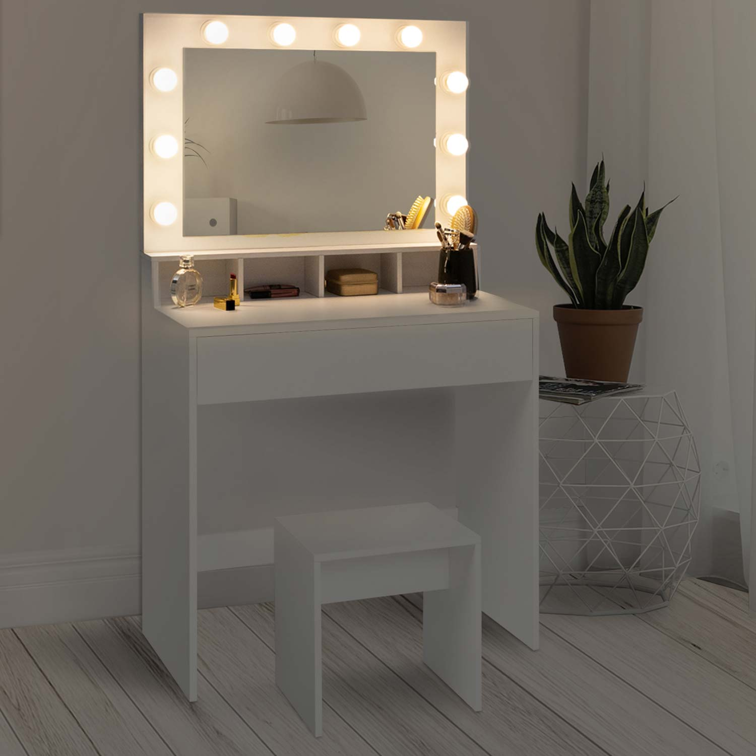 Coiffeuse blanche avec miroir LED