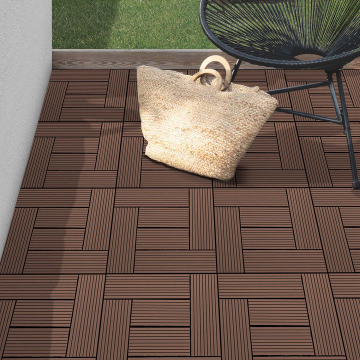 Lot de dalles extérieures mosaïques clipsables bois composite taupe  30x30cm - WODHY | ID Market